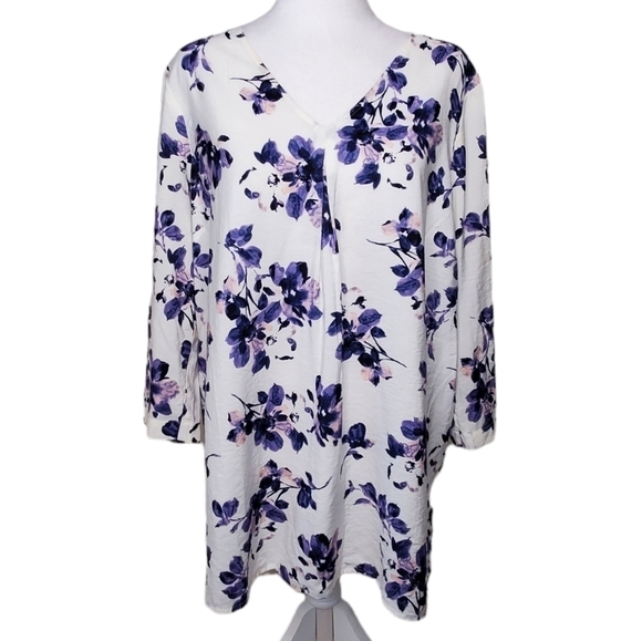 J. Jill Tops - J.Jill Floral Popover Tunic Top 3/4 Sleeve V-Neck Rayon Blend White Purple Sz M